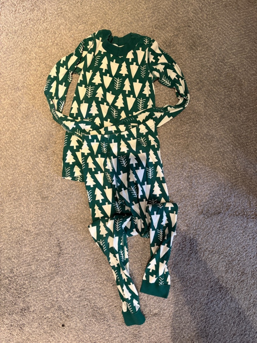 Hanna Andersson Green and White Tree-Print One-Piece Footie